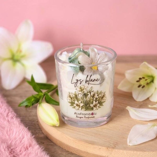 Petite bougie fleur parfumée Lys Blanc - Un souffle délicat
