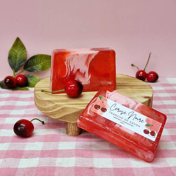 Tranche de savon doux Cerise Noire - Douceur et soin pour votre peau