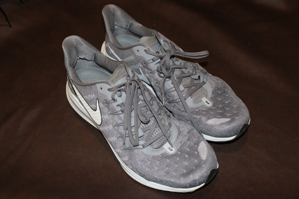 Men's Tennis Shoe