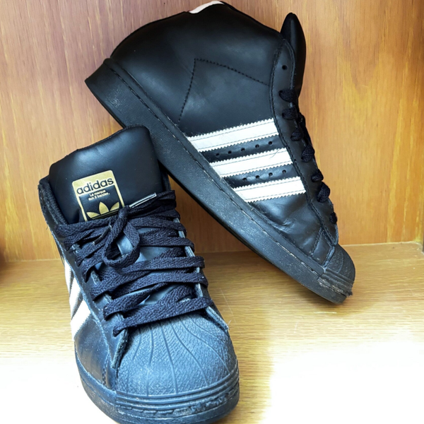 Adidas Tennis Shoe