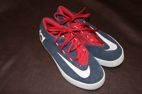 Women's Tennis Shoe