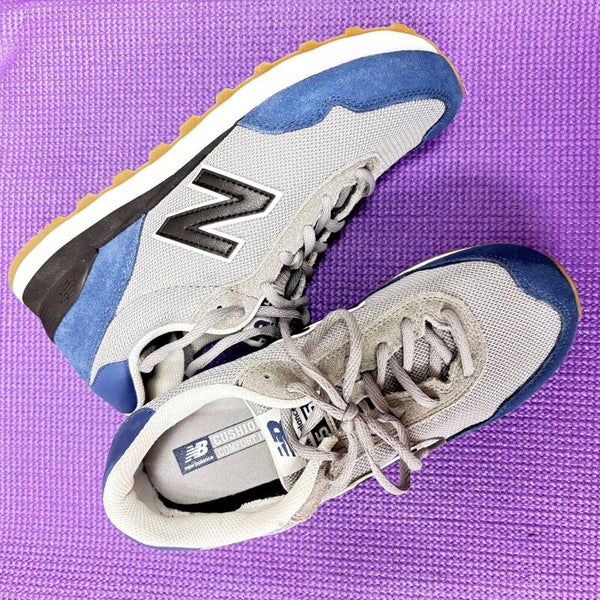 Tennis Shoe