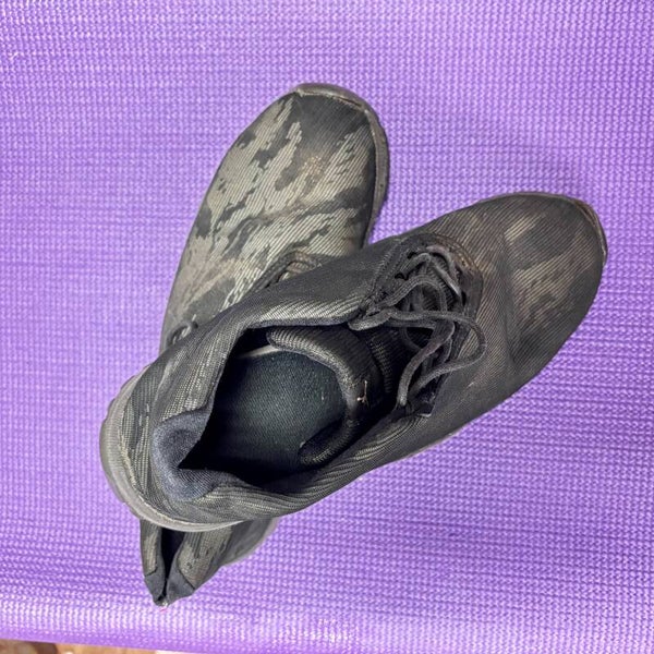Men's Tennis Shoe