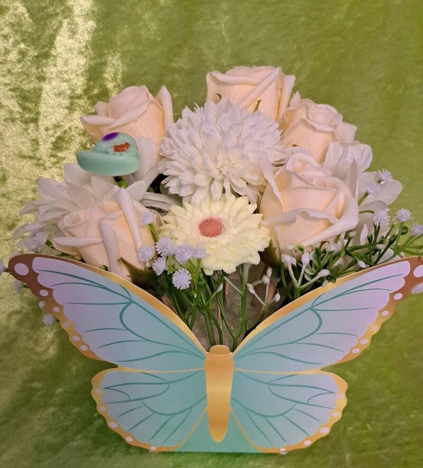 Seifenrosen mit Kerzenrosen kombiniert