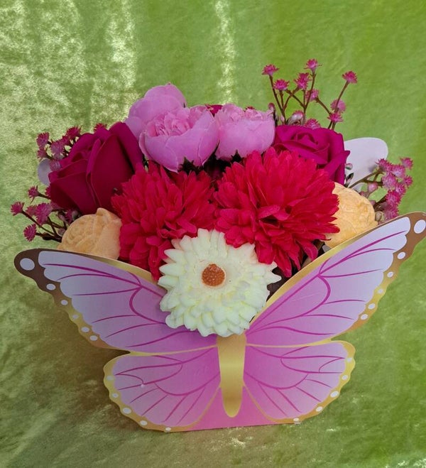 Seifenrosen mit Kerzenrosen kombiniert