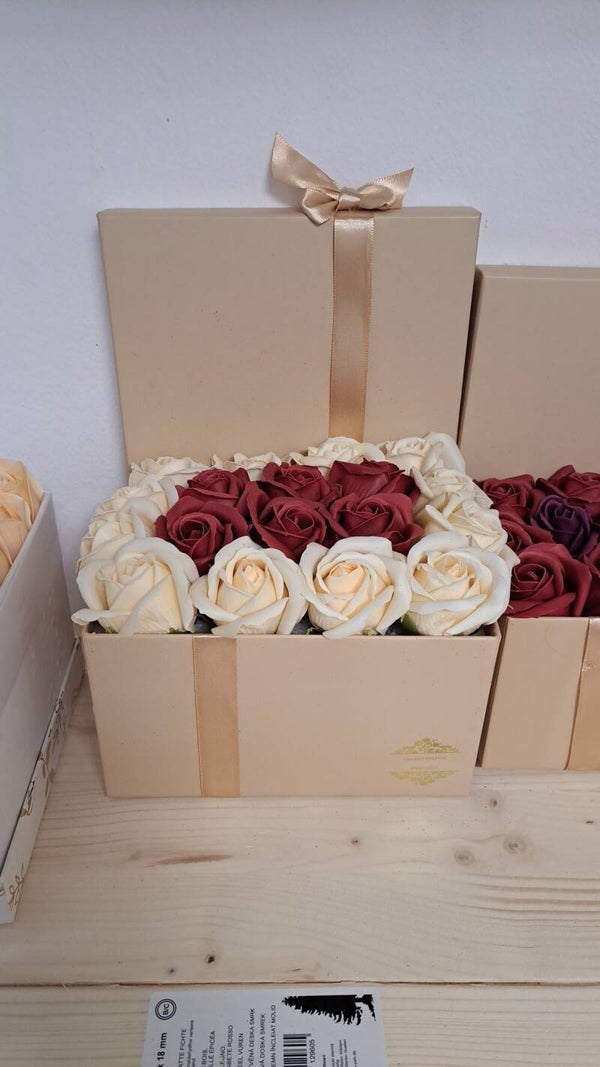 Blumenbox aus Schaumstoff