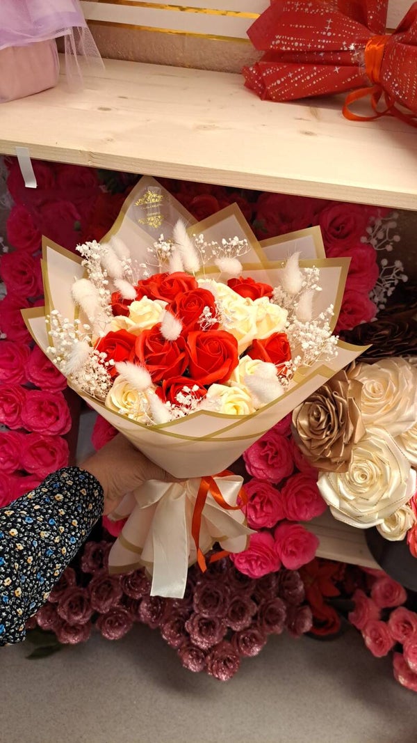 Blumenstrauß aus Seifenrosen