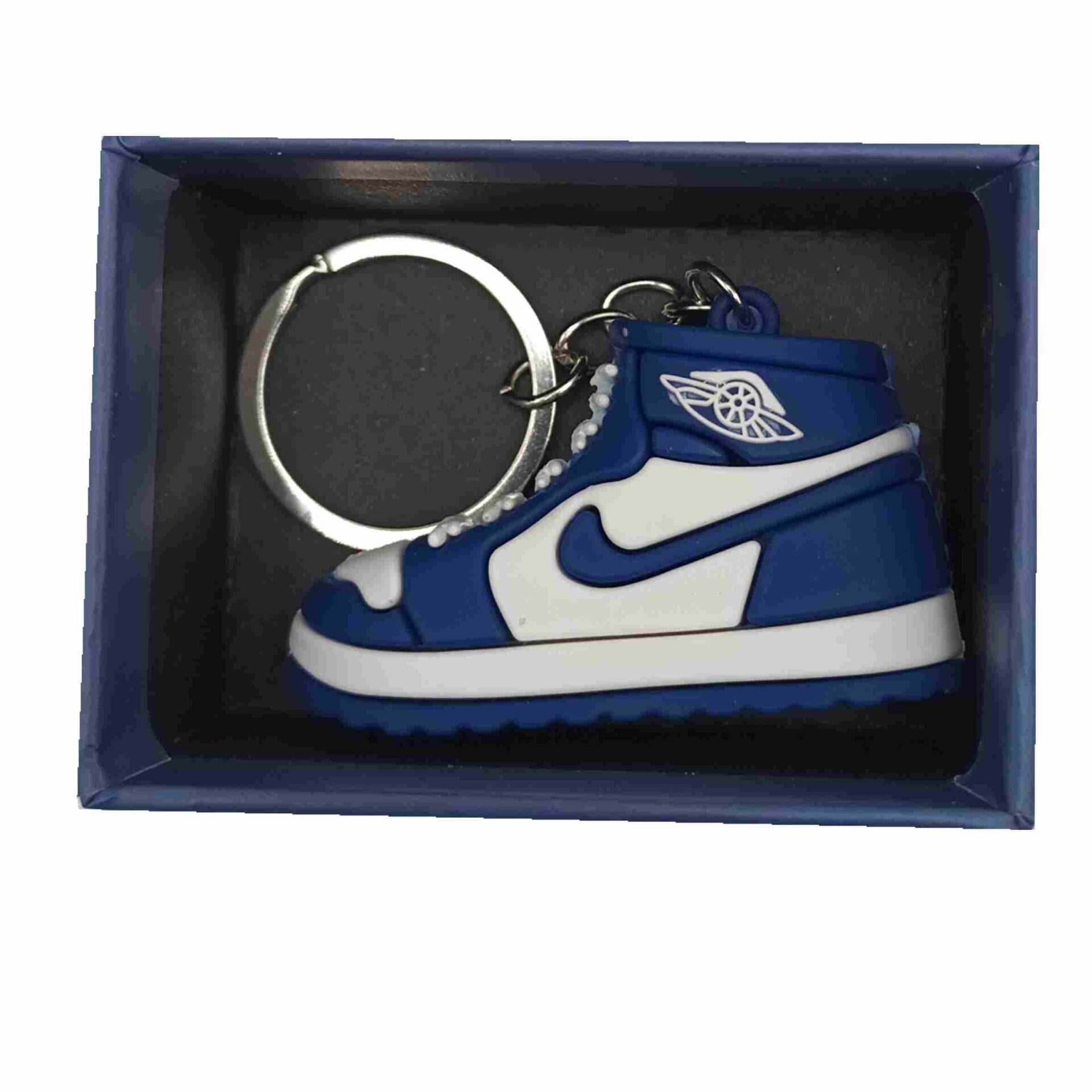 PORTE CLÉS 3D SÉRIE BASKET NIKE BOITE CADEAUX Petit Budget CADEAUX IDÉAL anniversaire noël saint valentin Ornements 1 dans Sachet SCELLÉ