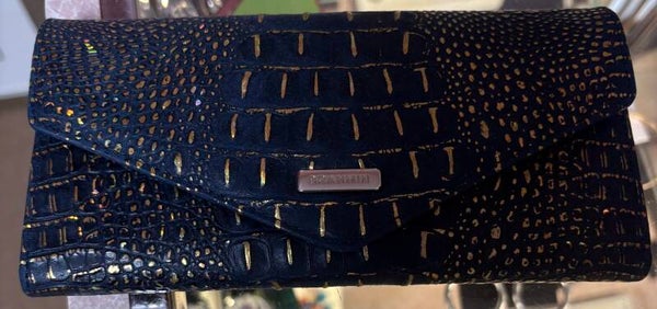 Brahmin wallet