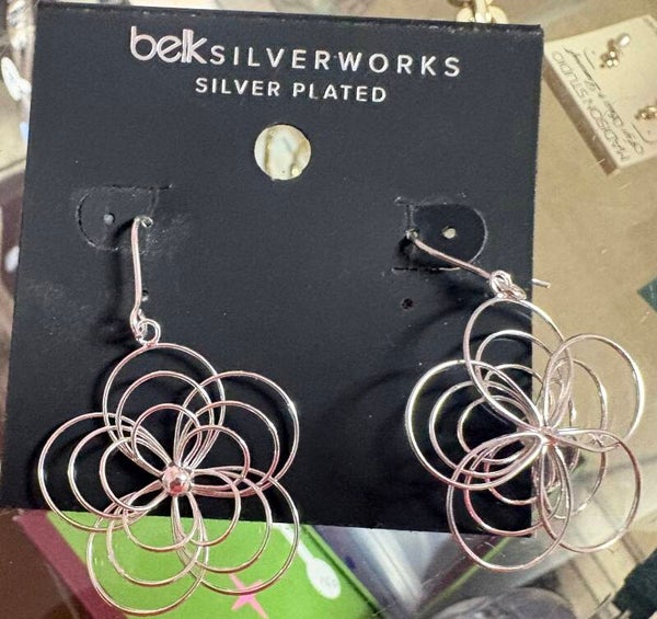 Dangle earings
