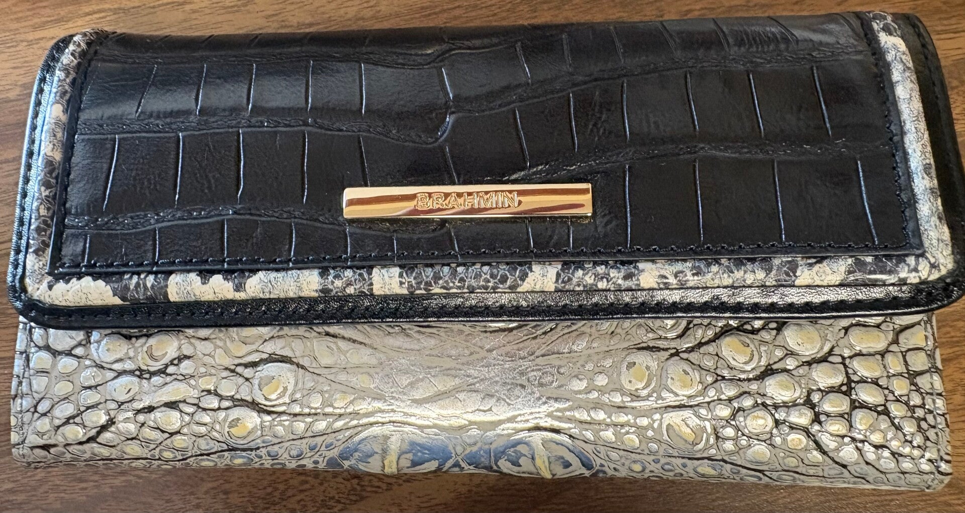 Brahmin Wallet