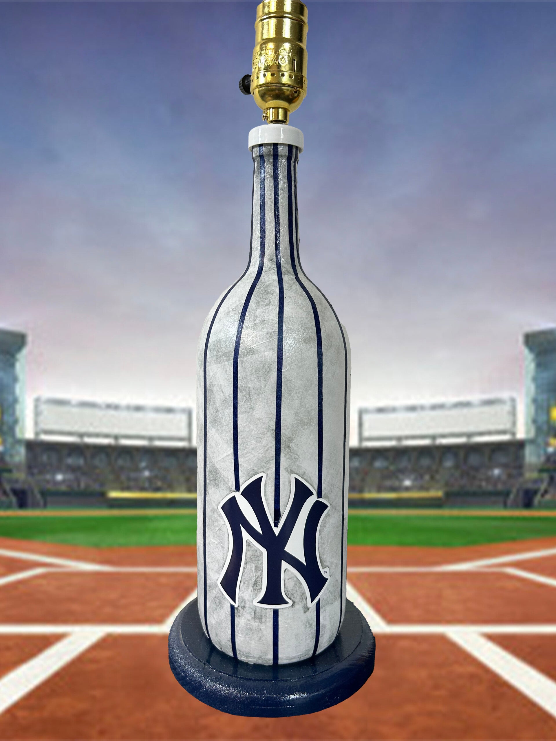New York Yankees Bottle Lamp
