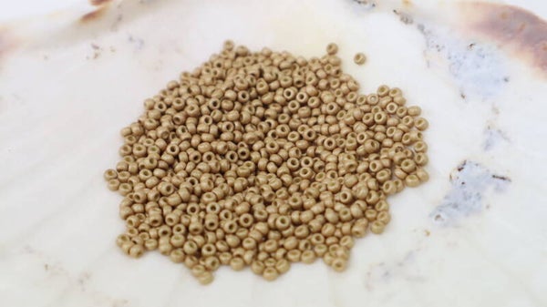 Seedbeads 15/0 DC Galvanized Champagne Matte 4204F
