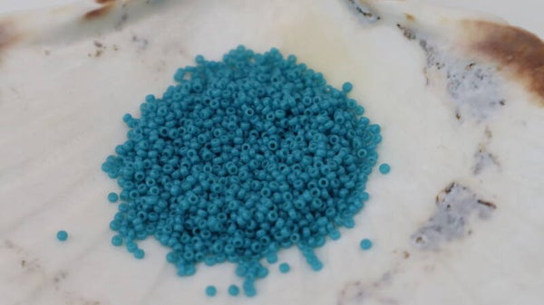 Seedbeads 15/0 Opaque Azure 4483