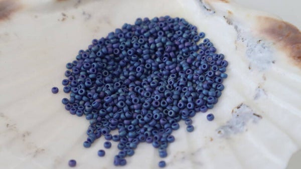 Seedbeads 11/0 Opaque Glazed Bayberry Mat AB 4703