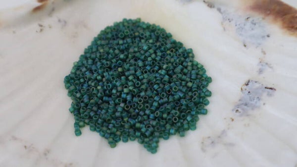 Delica 11/0 Mat Transparent Dark Emerald AB 0859