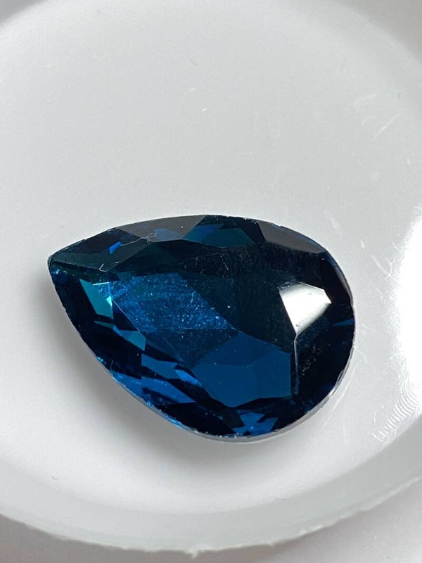 Glass Drop 22x15mm Peacock Blue