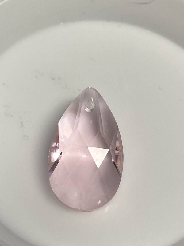 Side Drilled Drop 22x13 Light Pink