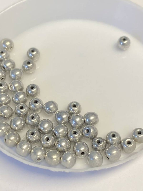 Round Beads Glass 4mm Labrador
