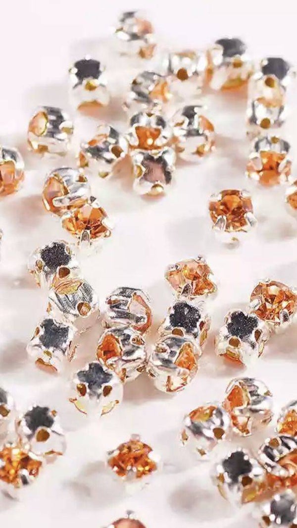 Chaton Montees 3mm Lt. Topaz