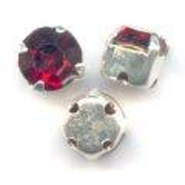 Chaton Montees 4mm Red