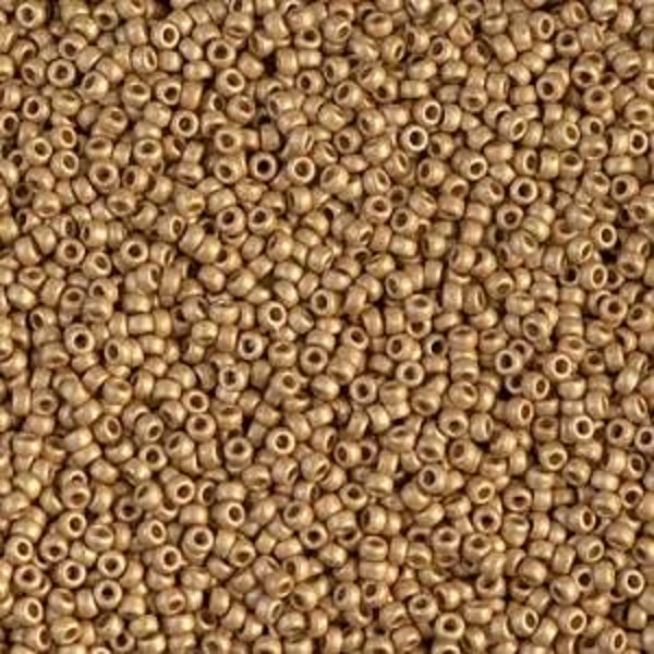 Seedbeads 15/0 DC Galvanized Champagne 4204F