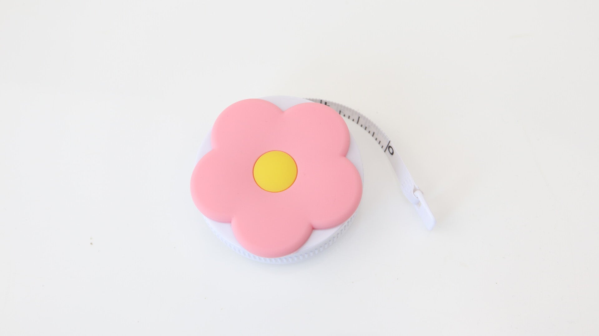 Tape Measure White with Flower 5cm
