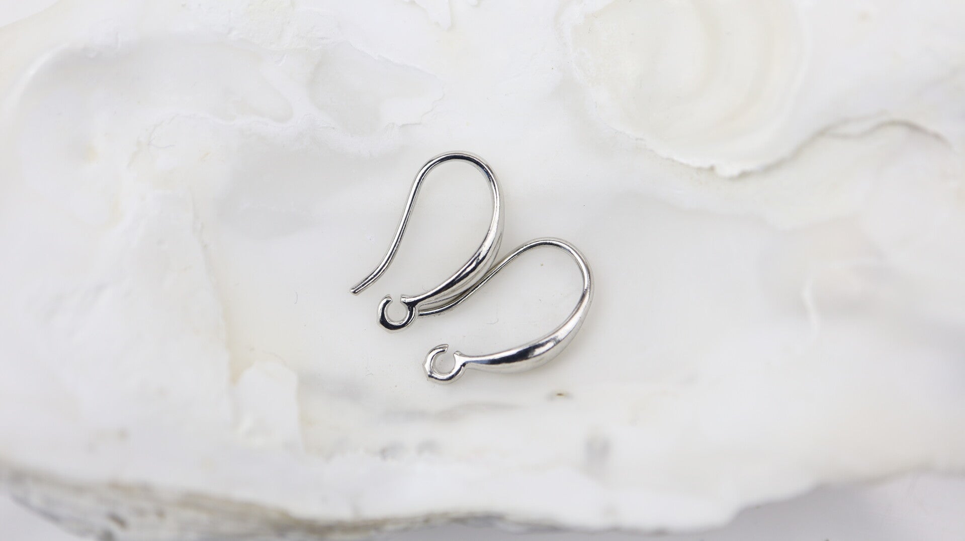 Earwire Silver Tone 15mm