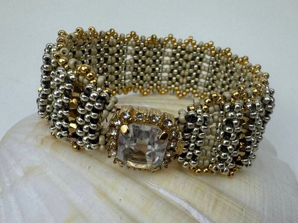 Beatrice Bracelet Pattern in English