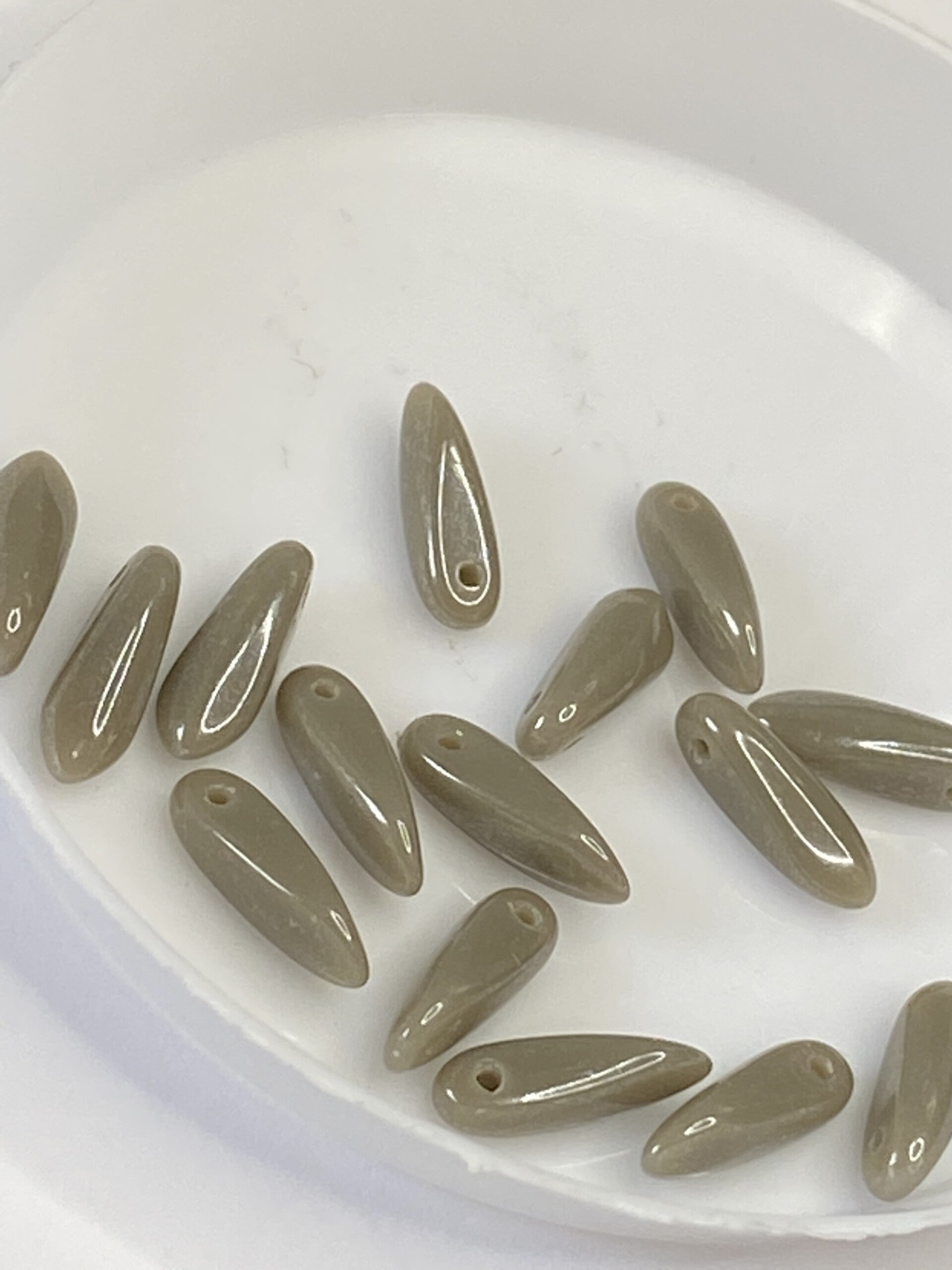 1 hole Mini Dagger 3x11 Grey