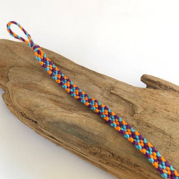 Friendshipbracelet 3 colours