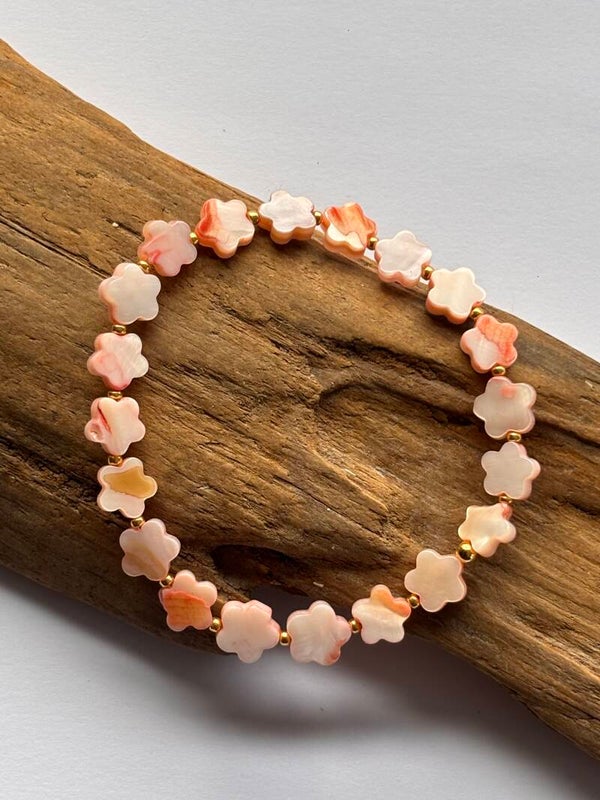 Armband flower shells