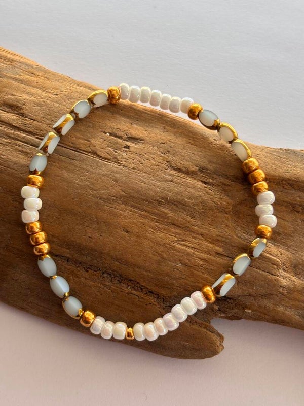 Armband beads