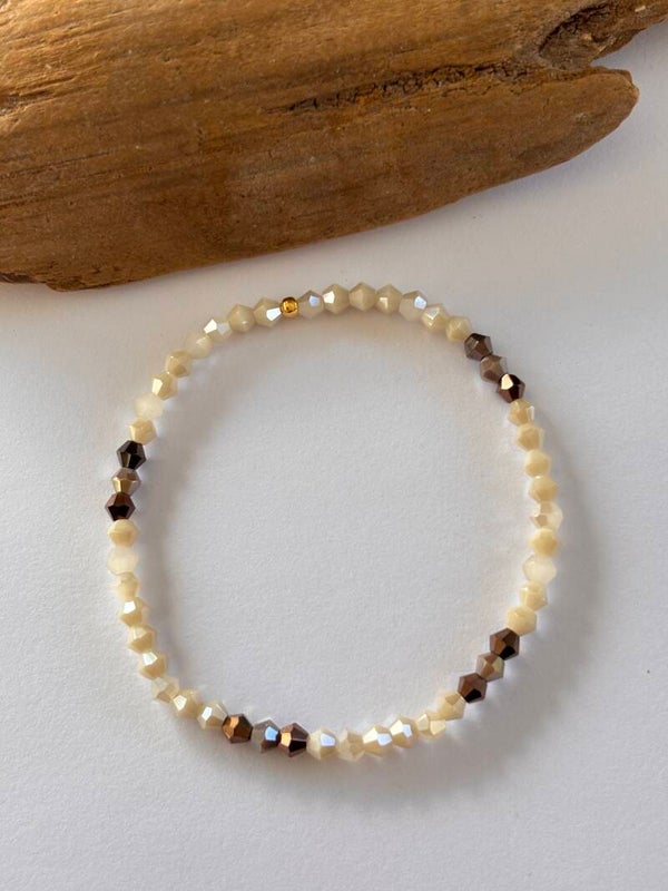 Armband facet