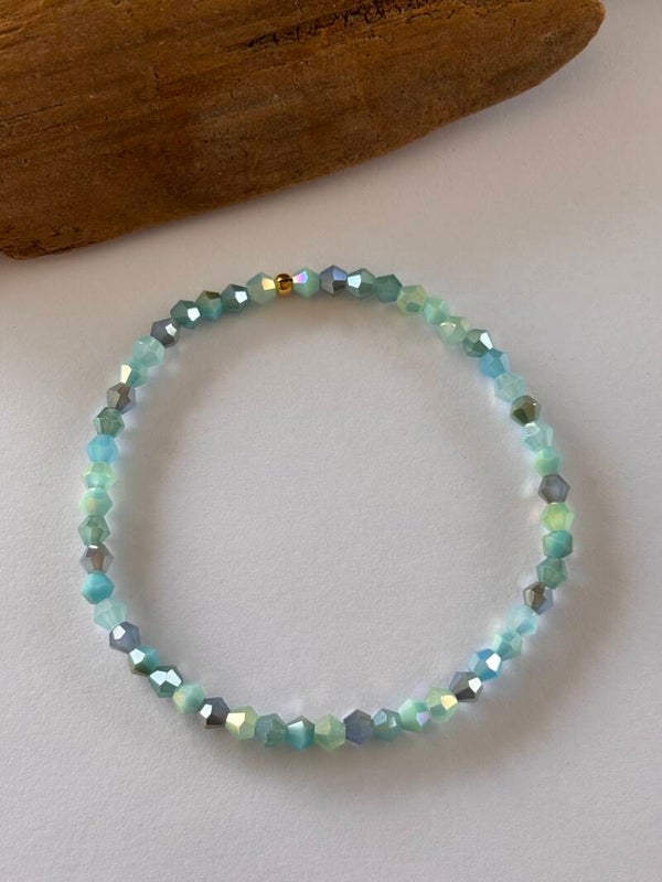 Armband facet
