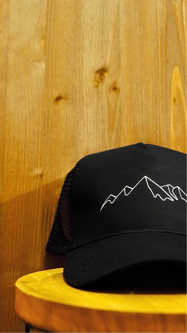 Chäppli ,,Berge fein''