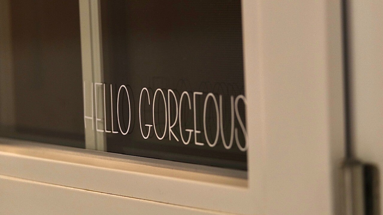Sticker ,,hello gorgeous''