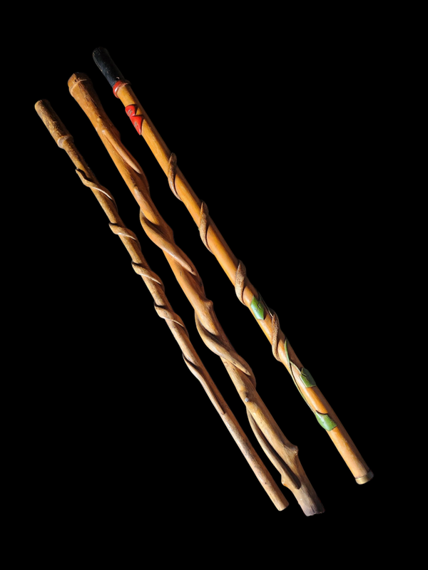 Trenchart snake sticks