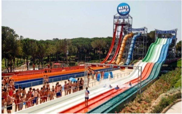 WATER WORLD