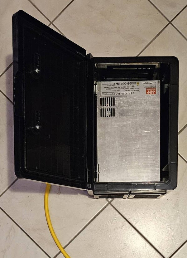 Minimales Gerät 'Black Out Supporter pure' BOS 3k.PURE