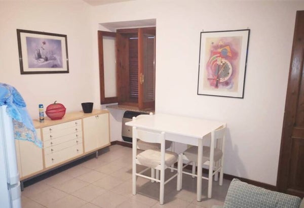 Adiacenze Piazza Clai: bilocale mobiliato senza spese condominiali