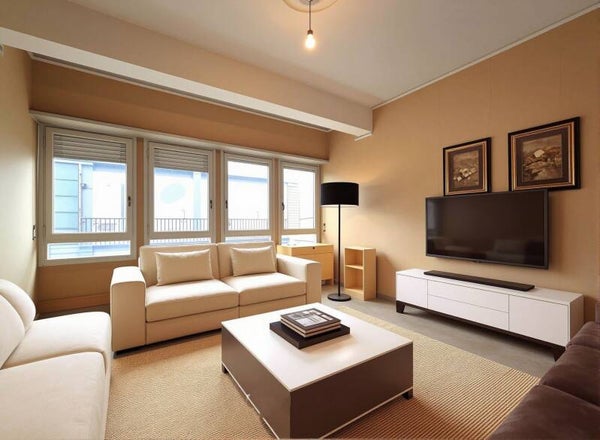 Ampio appartamento con garage, adiacente al centro