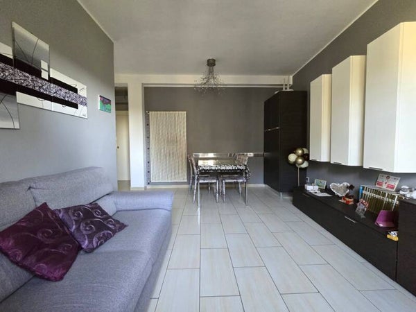 Appartamento ristrutturato con posto auto, zona Cesure