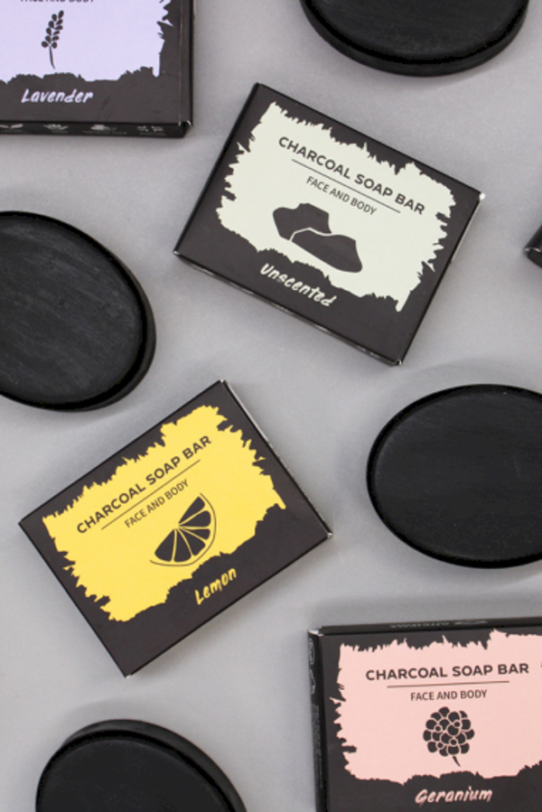 Houtskool Zeep div. geuren