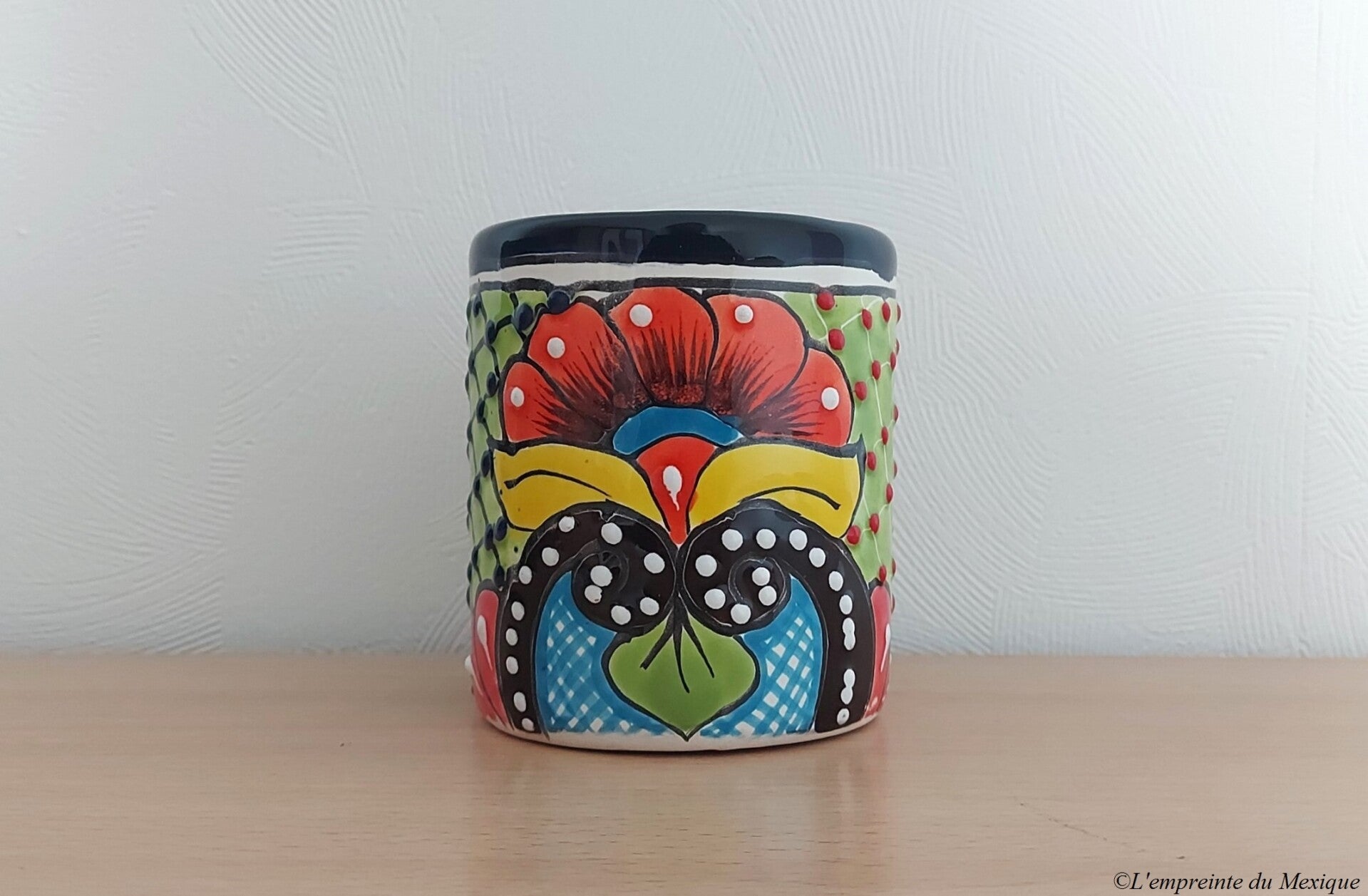 Tasse verte en Talavera