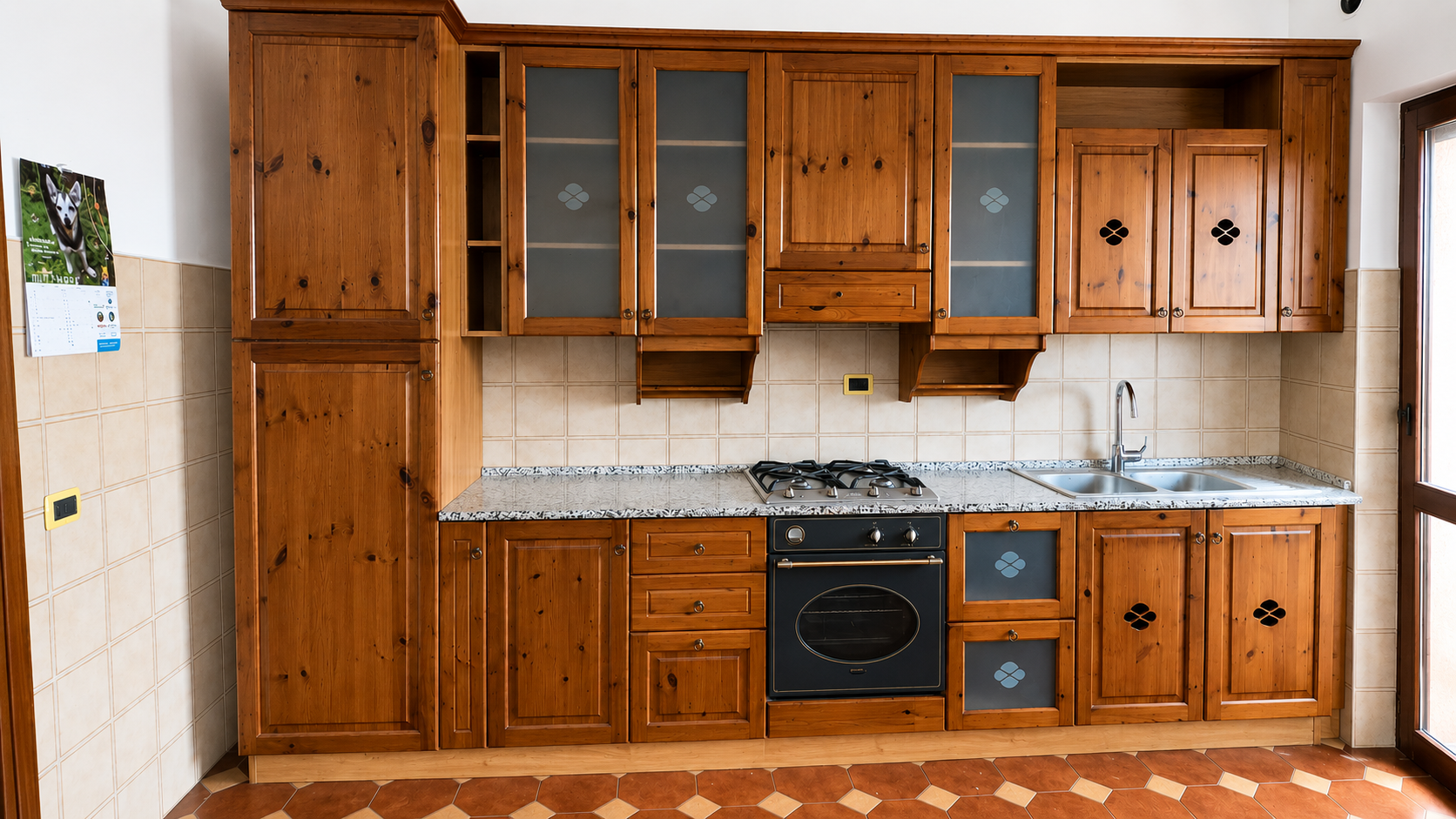 Cucina lineare in arte povera 3,90 mt. completa di elettrodomestici