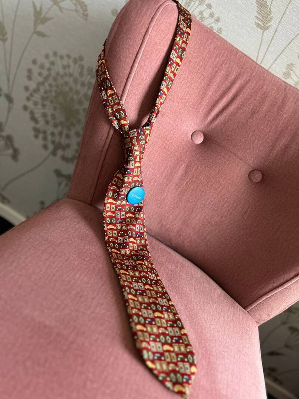 Stropdas met Button ( Vincenty By Myzelf )