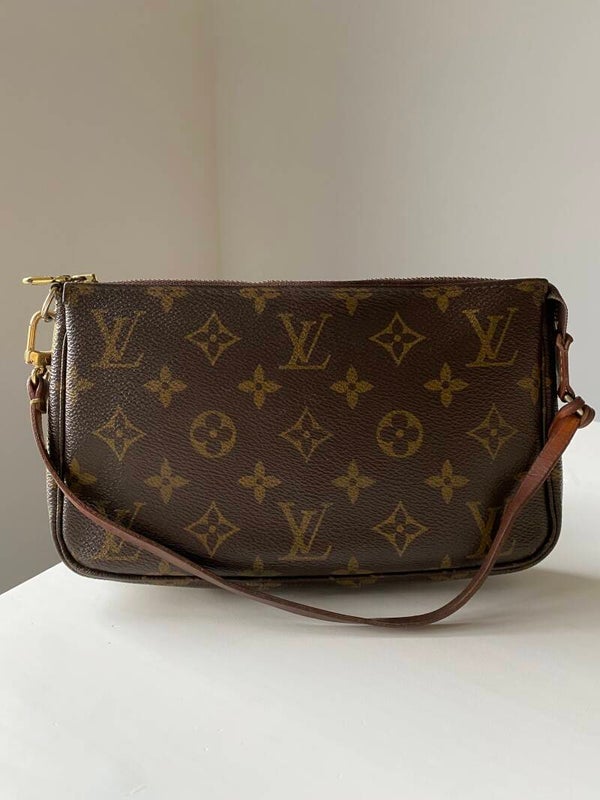 Louis Vuitton pochette accessoires