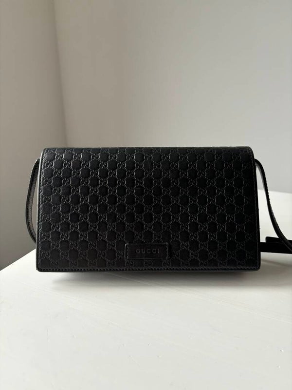 Gucci microguccissima crossbody