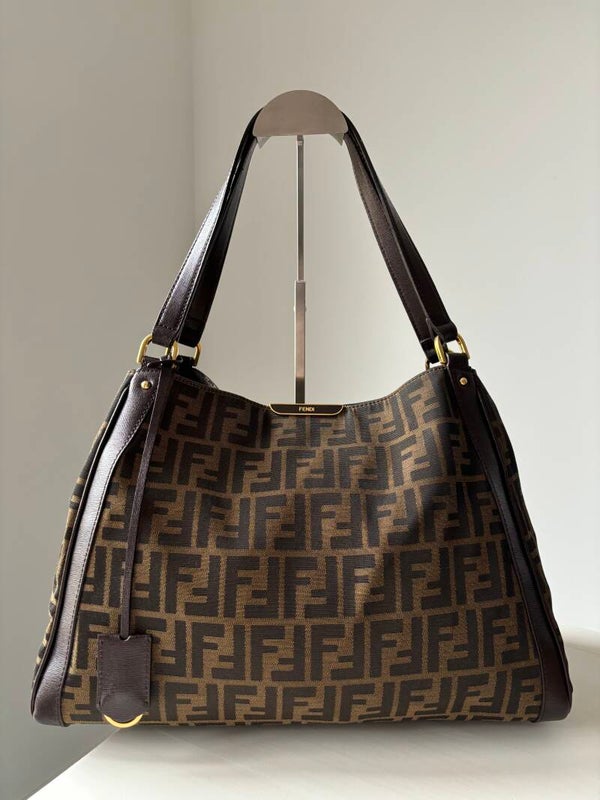 Fendi monogram shoulderbag